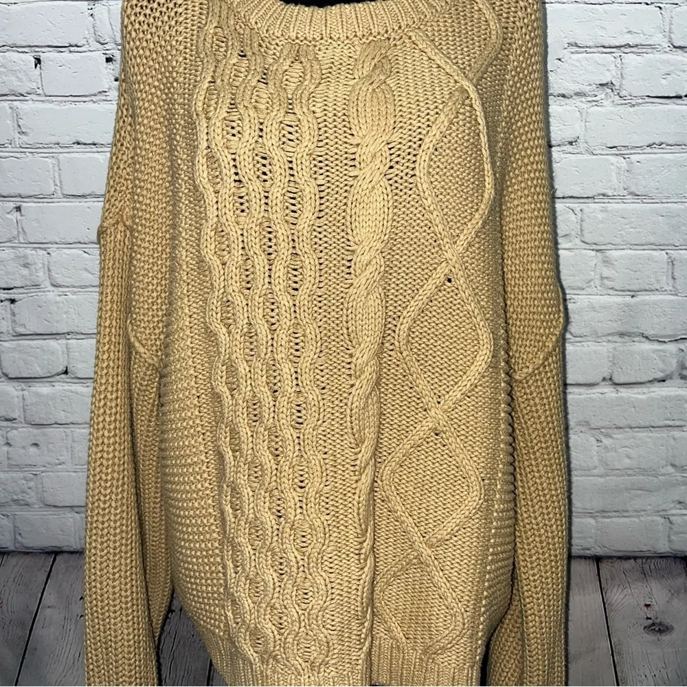 Free People Dream Cable Knit Crewneck Sweater Size Large Unisex - Picture 8 of 12